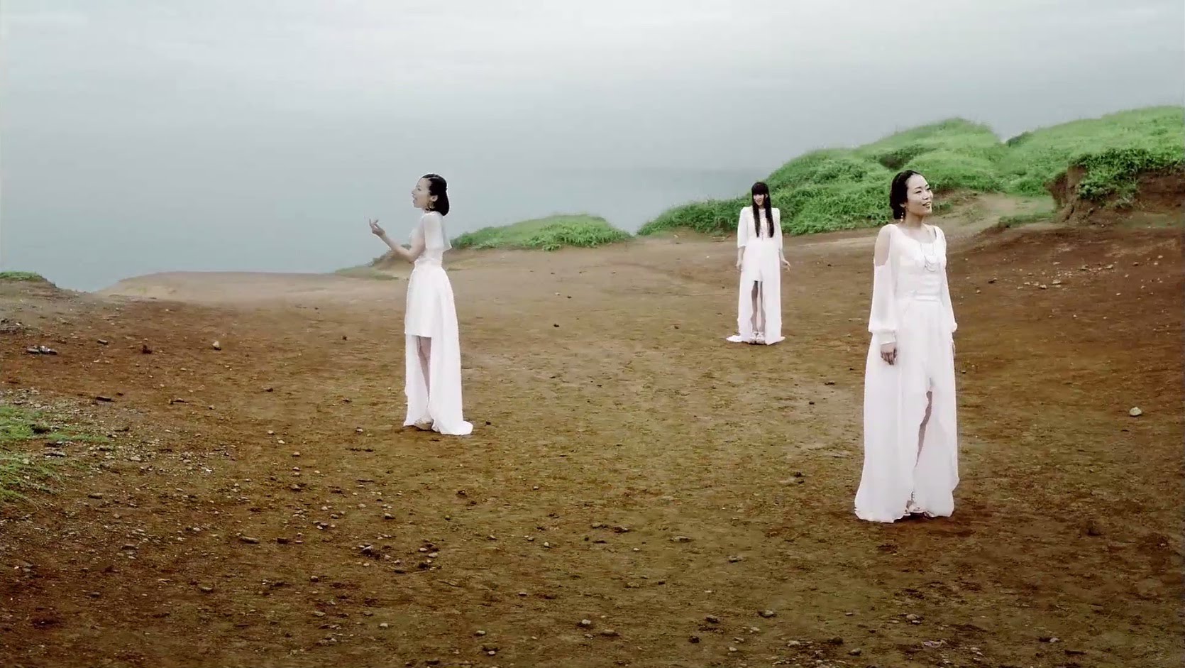 Kalafina 「far on the water」